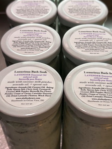 *NEW* Lavender Vegan Oil-to-Milk Bath Soak - made with coconut milk powder, avocado oil, & epsom salt. (6oz jar)