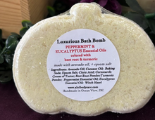 *NEW* Peppermint Eucalyptus Pumpkin Halloween Bath Bomb for Fall! Colored with Beet Root & Turmeric